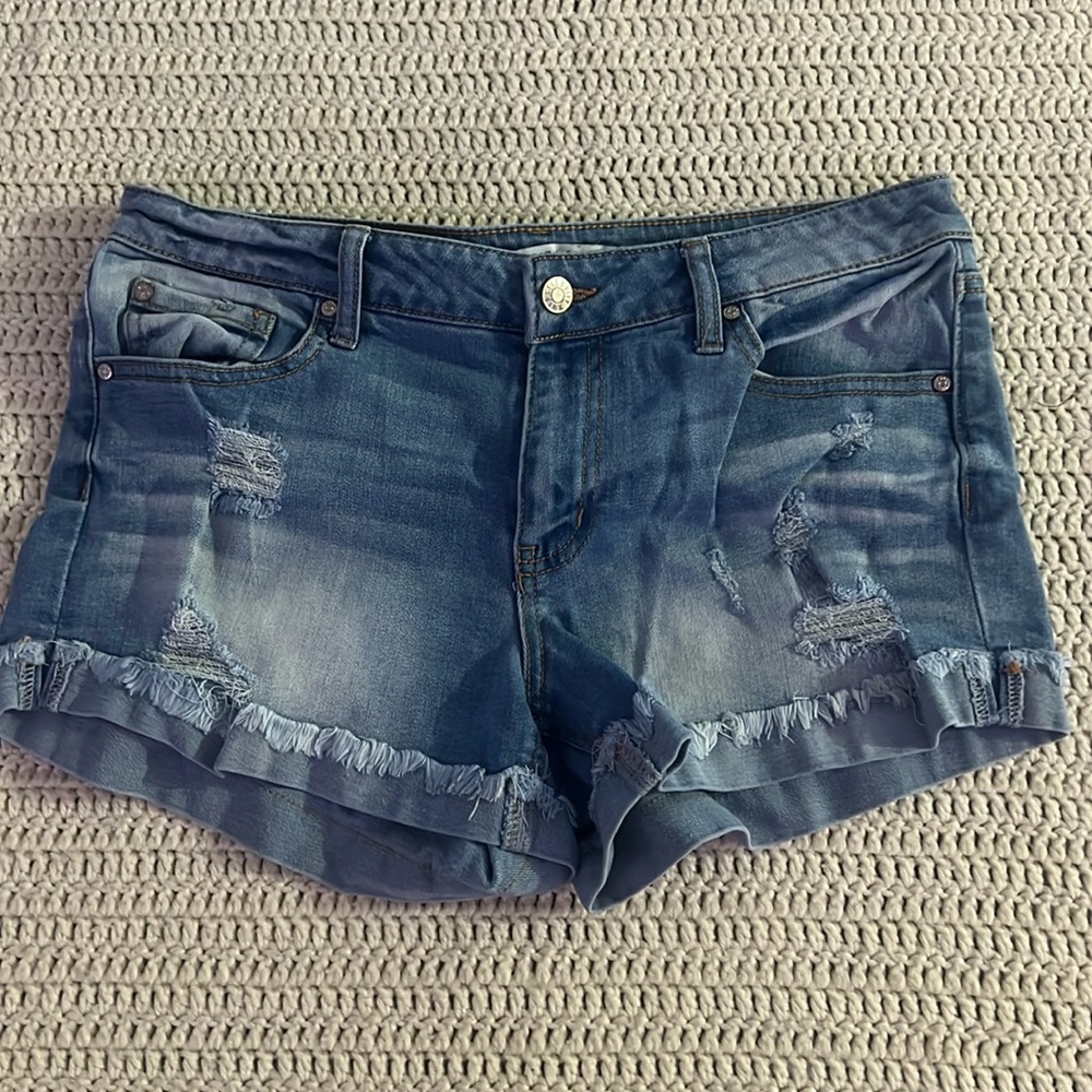Celebrity pink the honey light wash blue denim jeans shorts